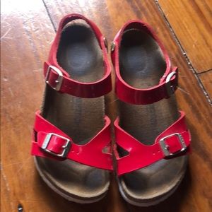 GUC! Girls Birkenstock’s